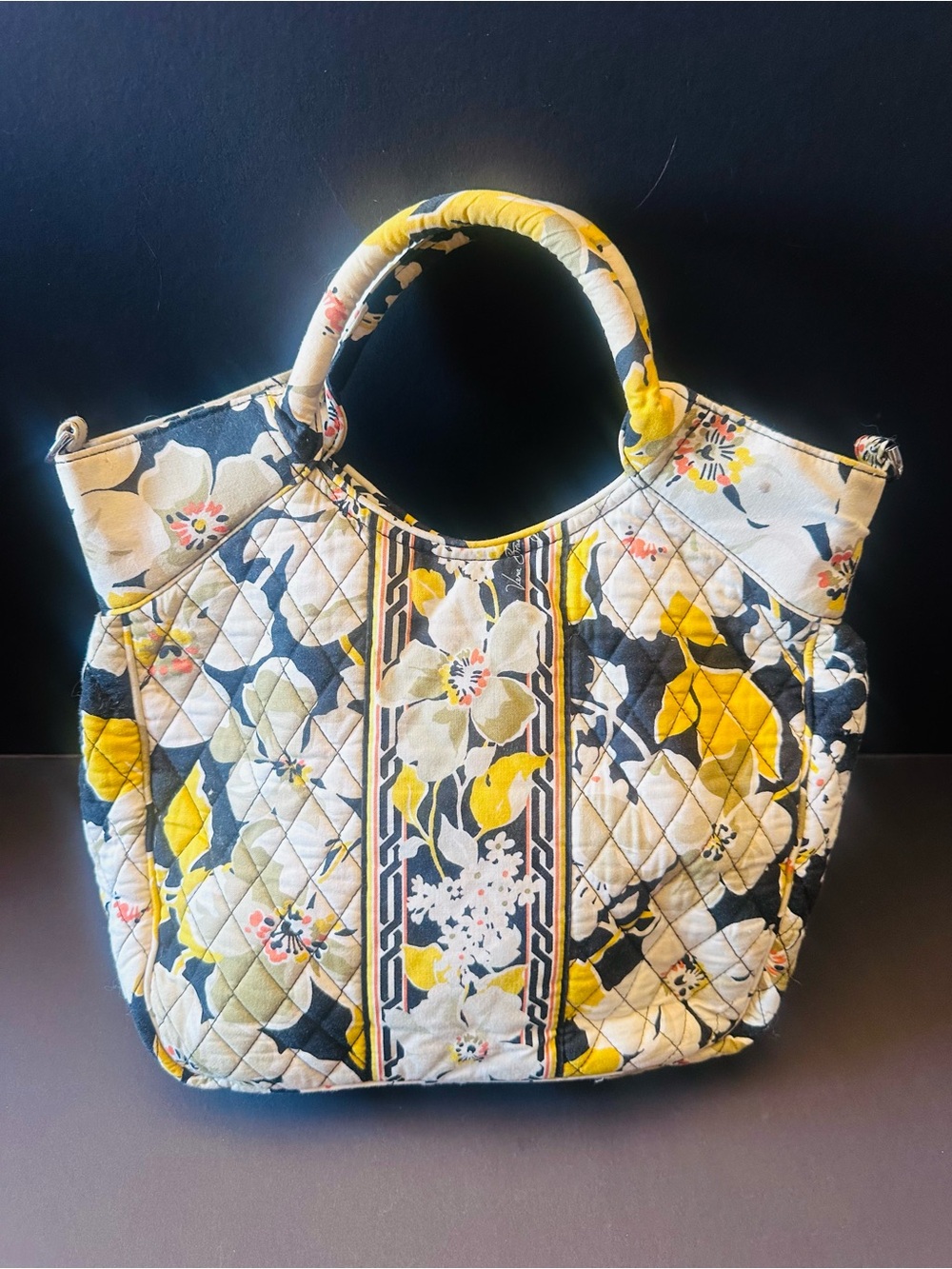 Vera Bradley Quilted Floral Handbag – Clean Preowned Condition